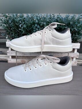 Allbirds Women's Wool Piper Woven sneakers
Women's 7